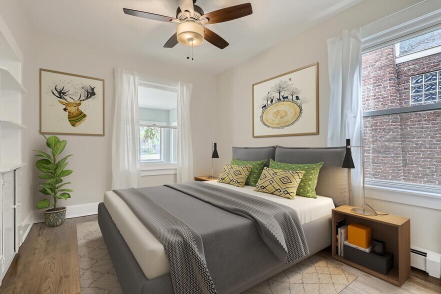 Building Photo - Sophisticated Highlands home walkable to p...