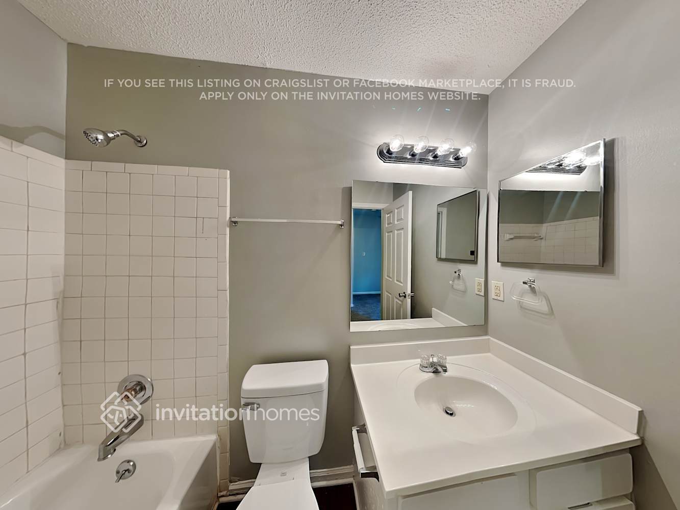 Building Photo - 7025 Markway Dr