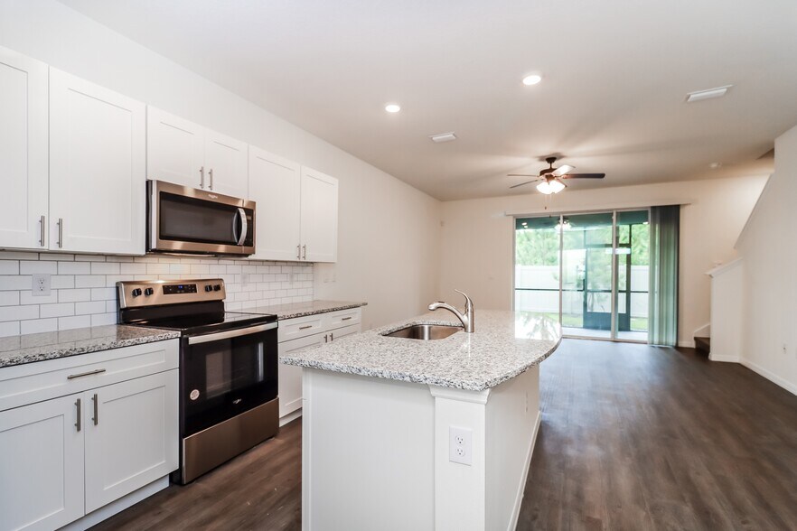 Building Photo - 11919 Stoneport Pl