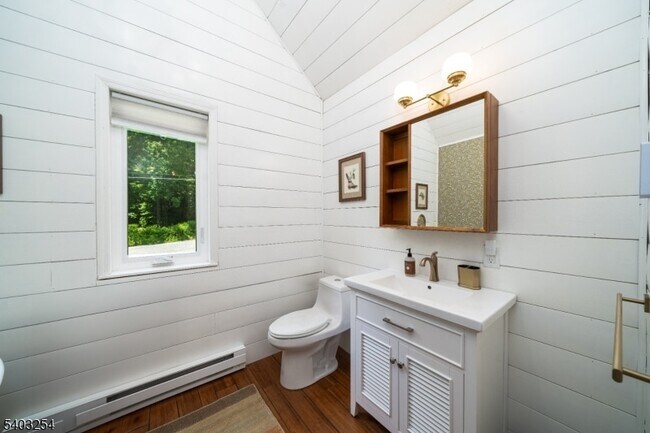 Building Photo - 30 Onteora Rd