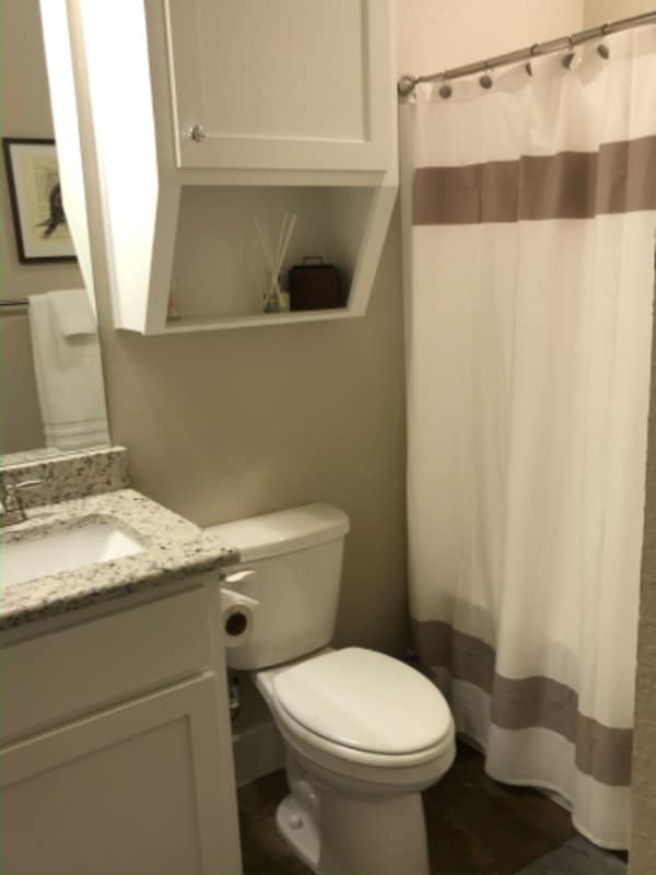 Building Photo - 3217 Belmont Dr