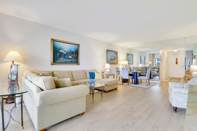 Building Photo - 375 S Beach Rd