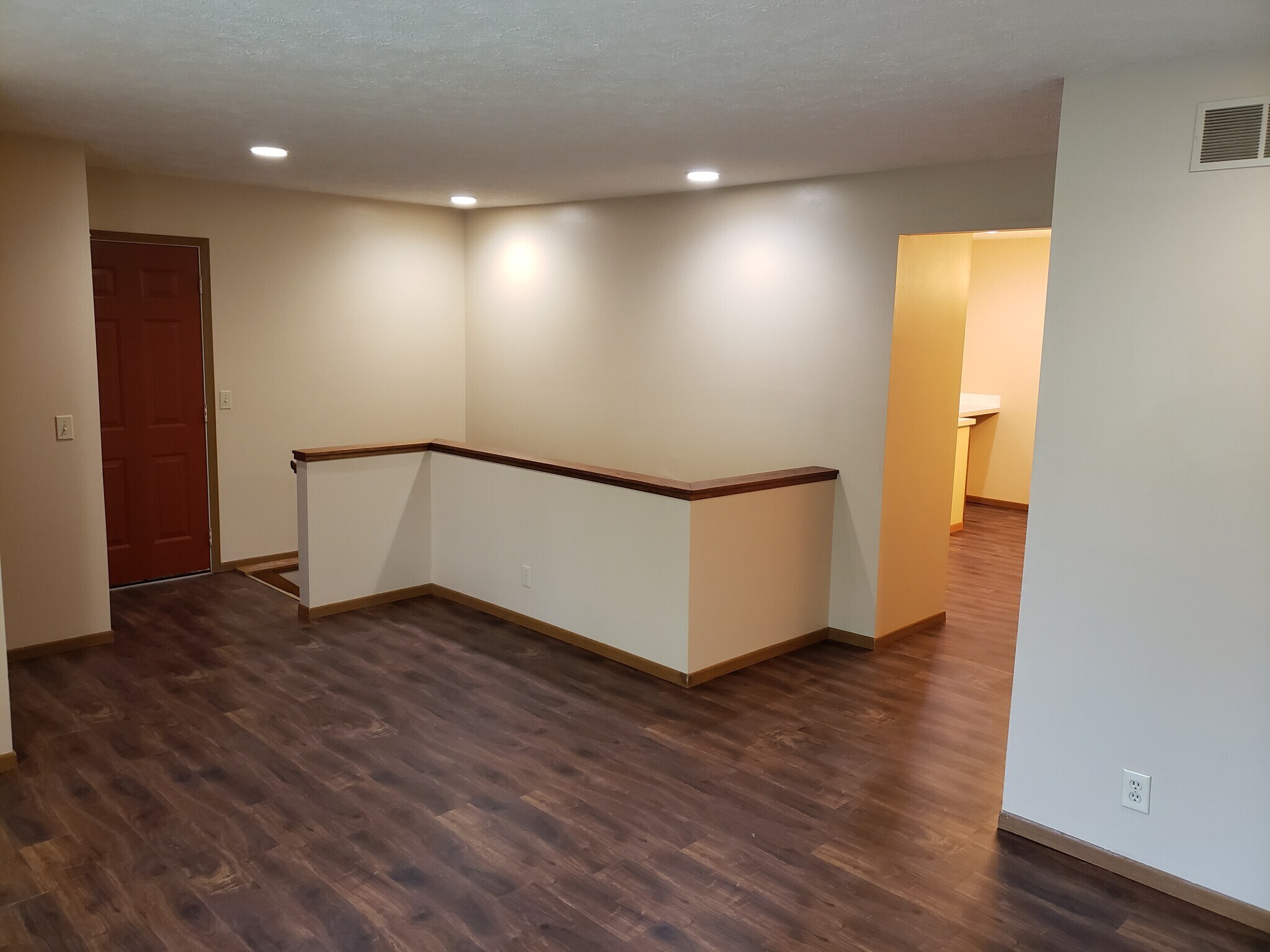 Living Room - 5501 S 32nd Cir