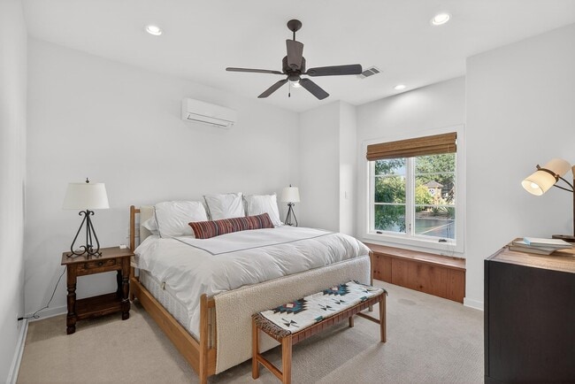 Building Photo - 127 Applehead Island Dr