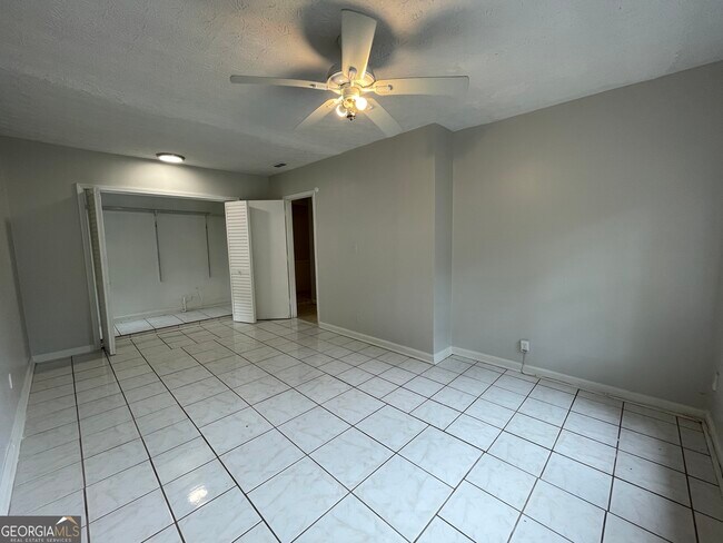 Building Photo - 1088 Riva Ridge Dr NW