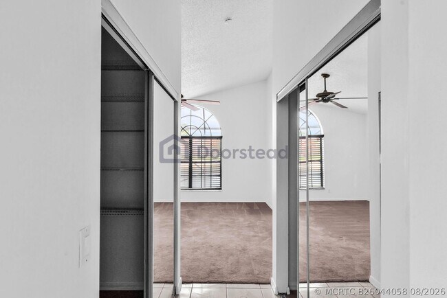 Building Photo - 12382 Pleasant Green Way
