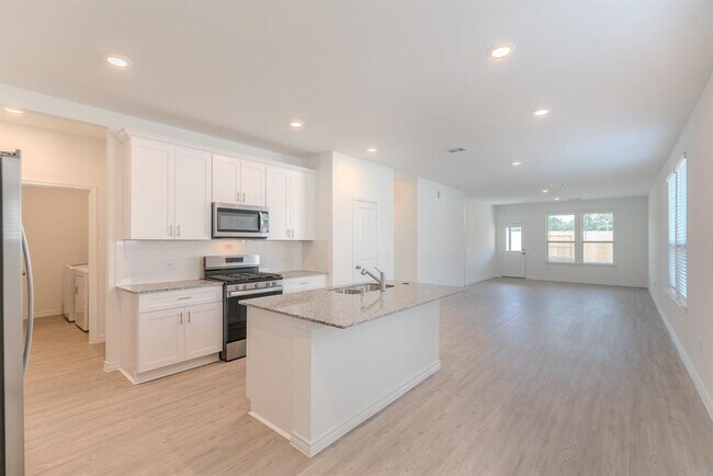Building Photo - 15178 Cyn Rpds Rd