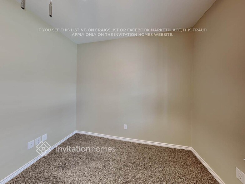 Building Photo - 225 Garden Grove Dr