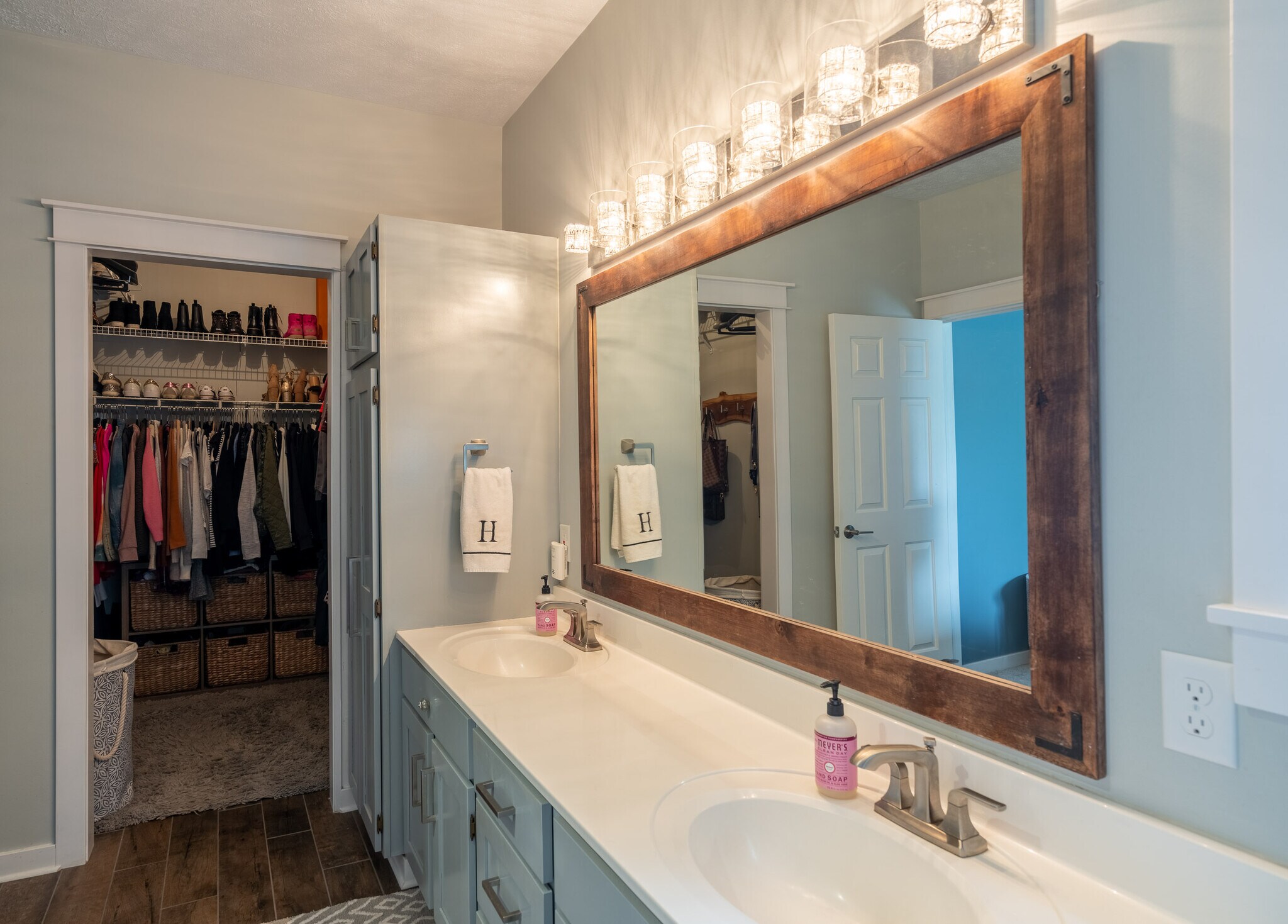 Master Bathroom & Closet - 5686 Barcroft Dr SW