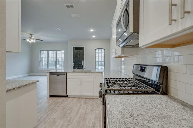 Building Photo - 6217 Rainbow Valley Pl