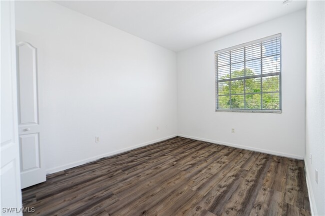 Building Photo - 7005 Romana Way