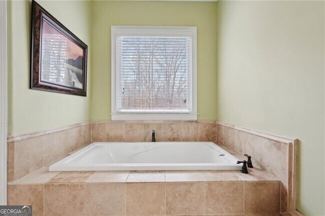 Building Photo - 343 Summer Garden Dr