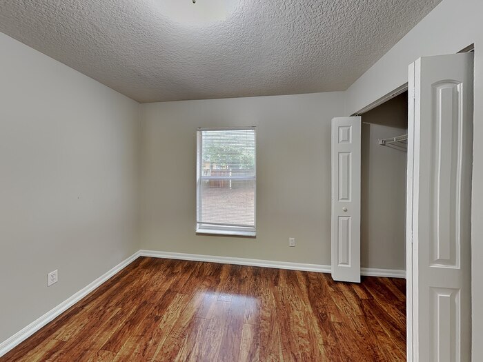 Building Photo - 3705 N 52nd St