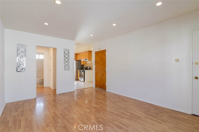 Building Photo - 1128 N Edgemont St