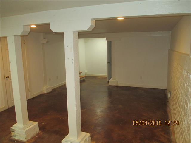 Building Photo - 7701 Jeannette St