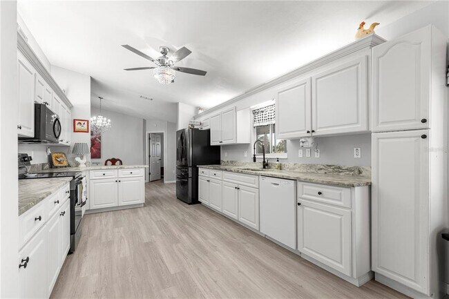 Building Photo - 9916 SE 175th Pl