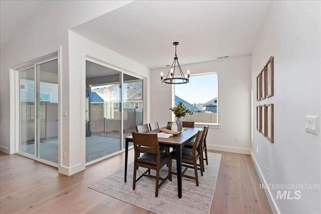 Building Photo - Newer 3-Bedroom in Star