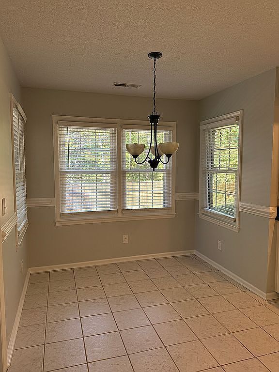 Building Photo - 7303 Flintrock Ct