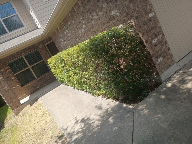 Building Photo - 7213 Outfitter Drive