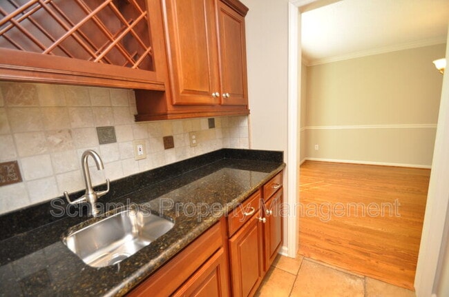 Building Photo - 2307 Fordcrest Dr