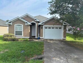 Building Photo - 5261 Montejo Dr