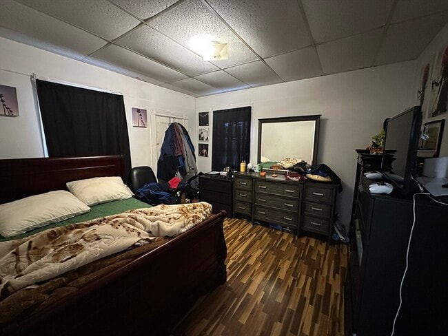 Building Photo - 41 Louis St