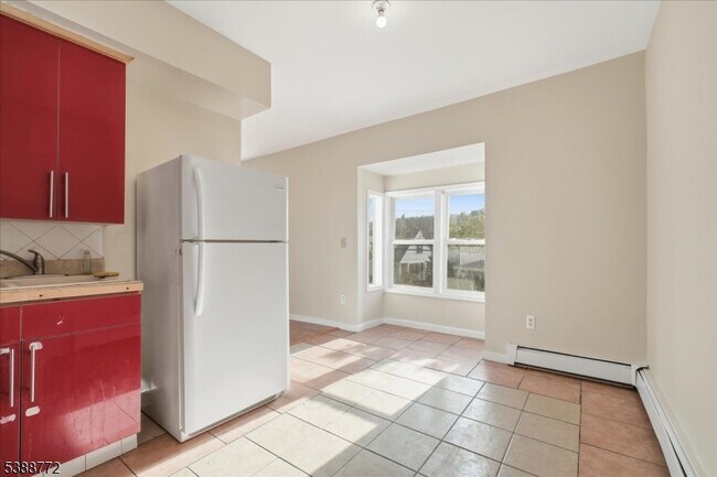 Building Photo - 77 Swartswood Rd