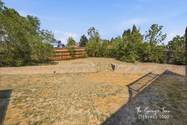 Building Photo - 1239 Suncrest Way