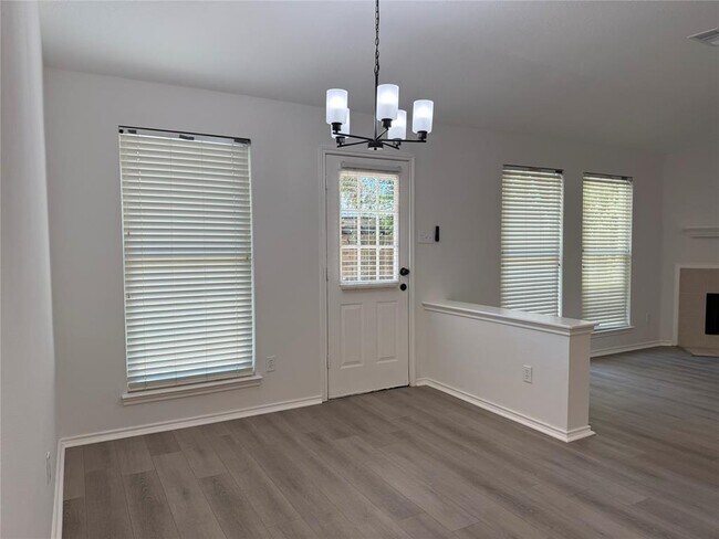 Building Photo - 16910 Pheasant Ridge Dr