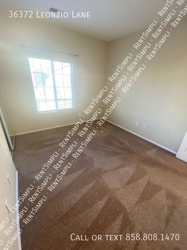 Building Photo - 36372 Leonzio Ln