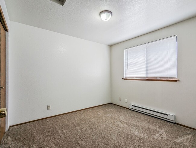 Building Photo - m771