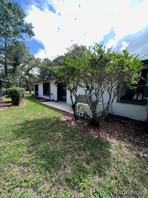 Building Photo - 83 Golfview Dr