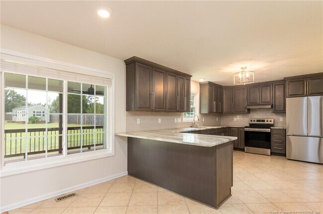 Building Photo - 114 Terrier Way