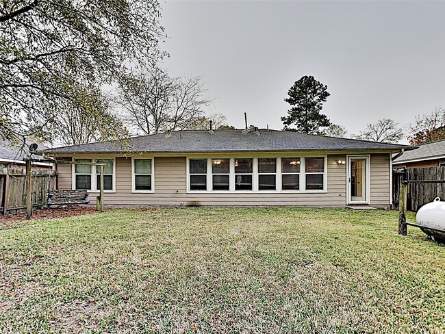 Building Photo - 17314 Morning Star Ave