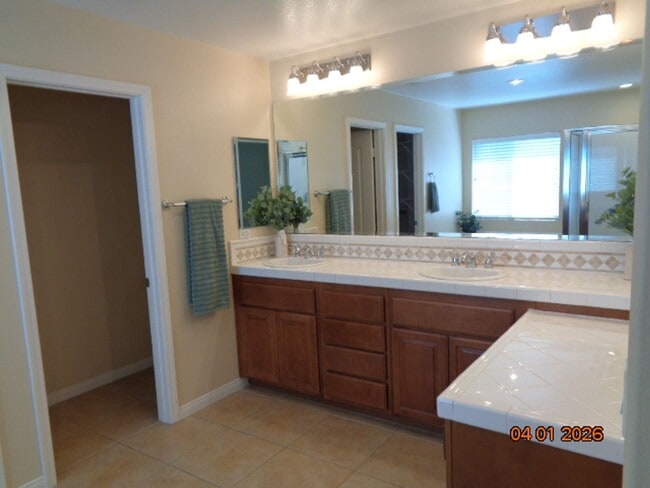 Building Photo - Spacious Quartz Hill 2 Story Home Offering 3663 sq. ft. and was Built in 2004