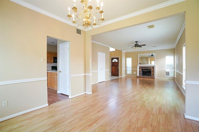 Building Photo - 1246 Manchester Cir
