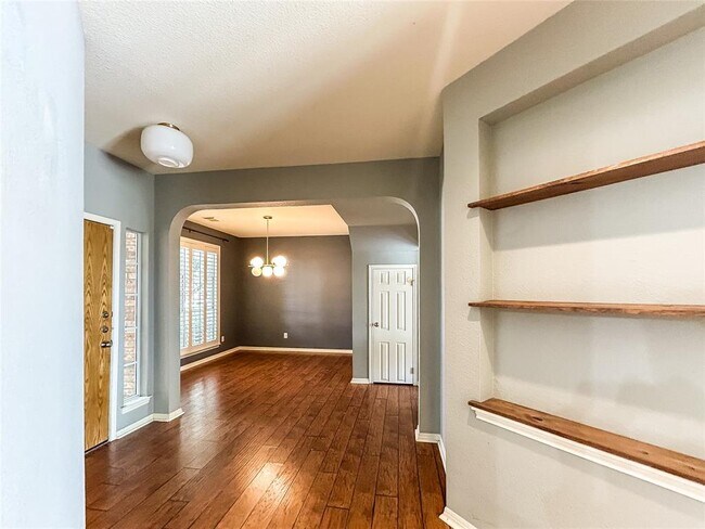 Building Photo - 1745 Dapplegrey Ln
