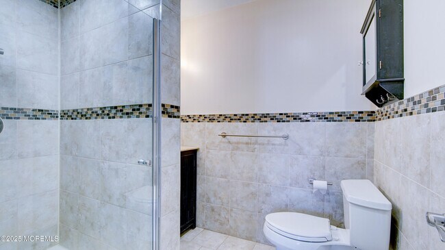 Building Photo - 60 County Rd