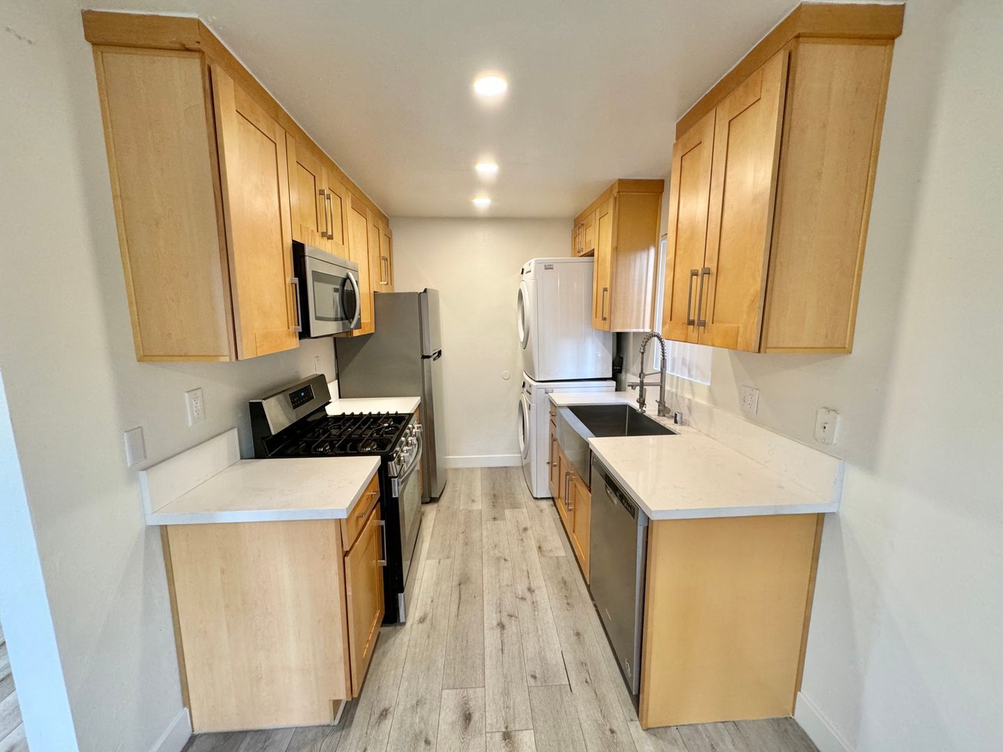 Building Photo - 3546 Hughes Ave