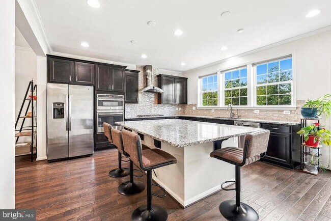 Building Photo - 21521 Willow Breeze Sq