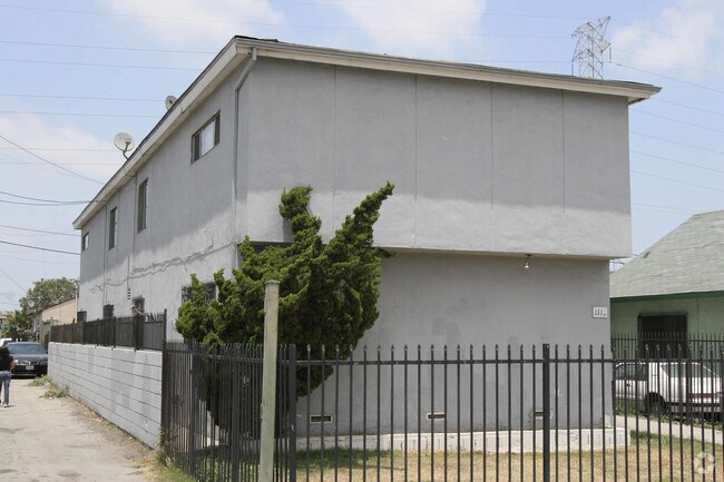 Building Photo - Windward Apartment Project