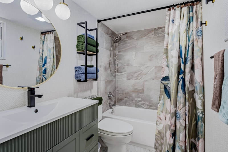 Building Photo - 17729 1st St E