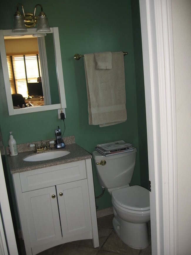 Building Photo - Gorgeous Four Bedroom Clairemont Mesa Home!
