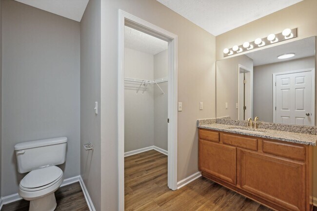 Building Photo - 118 Lancaster Gate Pl