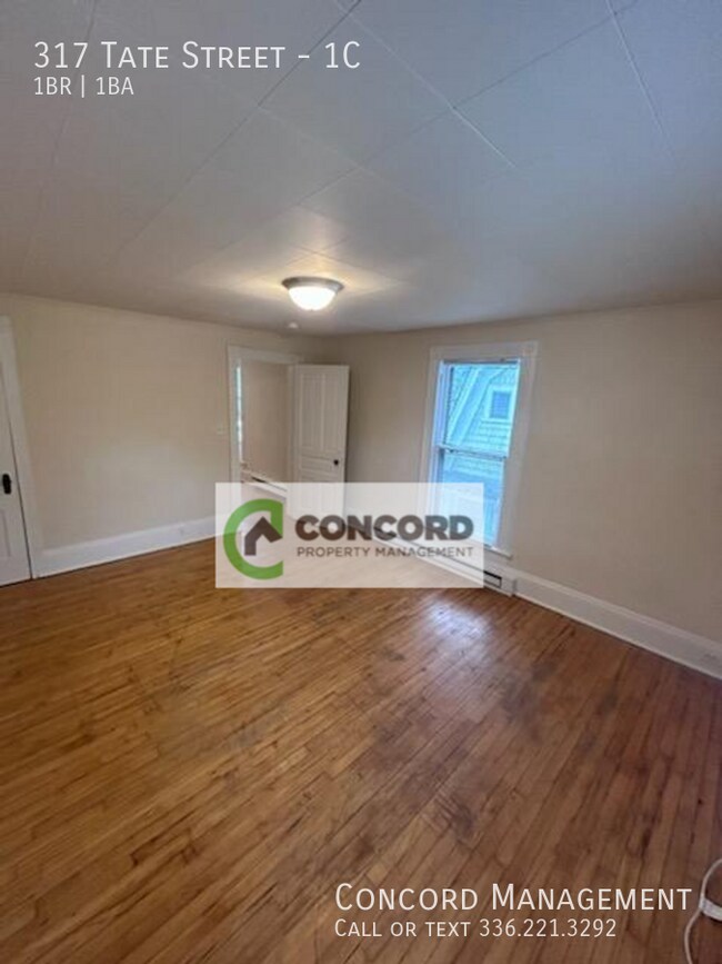 Building Photo - 317 Tate St