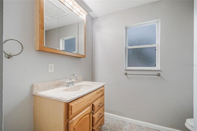 Building Photo - 2705 Stone Oak Dr