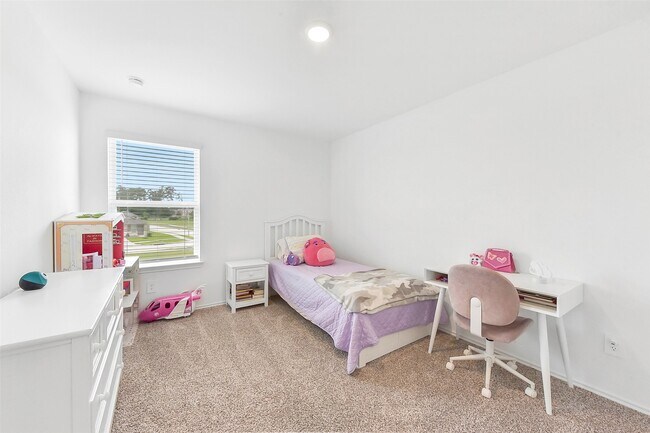 Building Photo - 24222 Sandstone Valley Ln