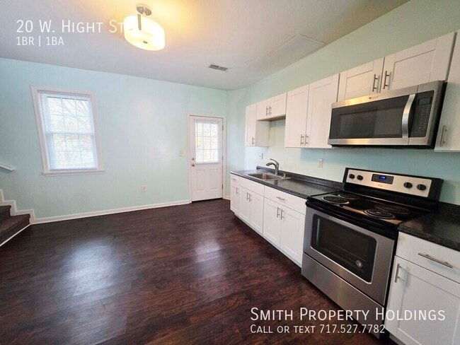 Building Photo - 20 W High St