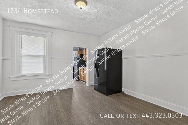 Building Photo - 1734 Homestead-