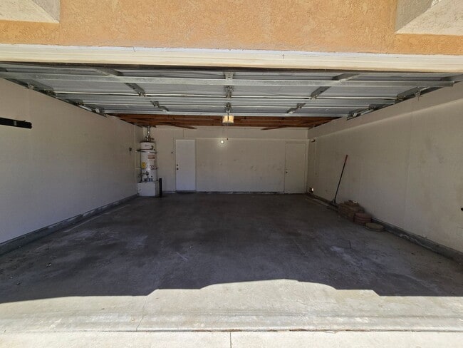 Building Photo - 4375 Portola Dr